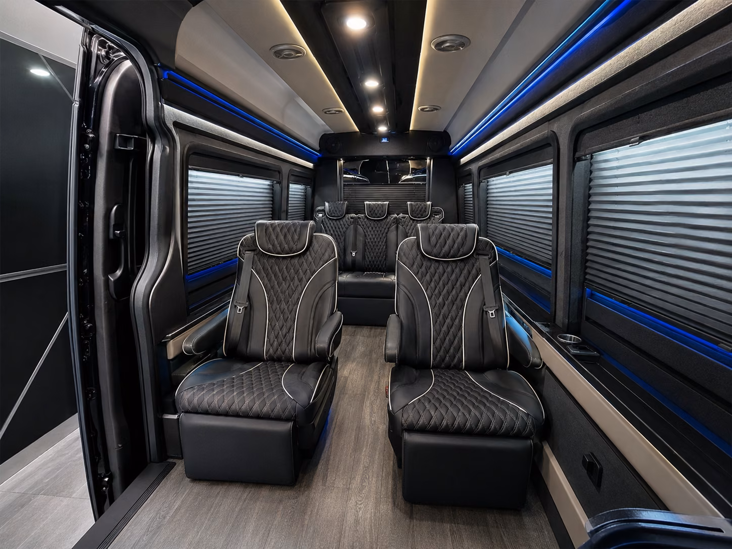 bellevue airport shuttle buses for employees