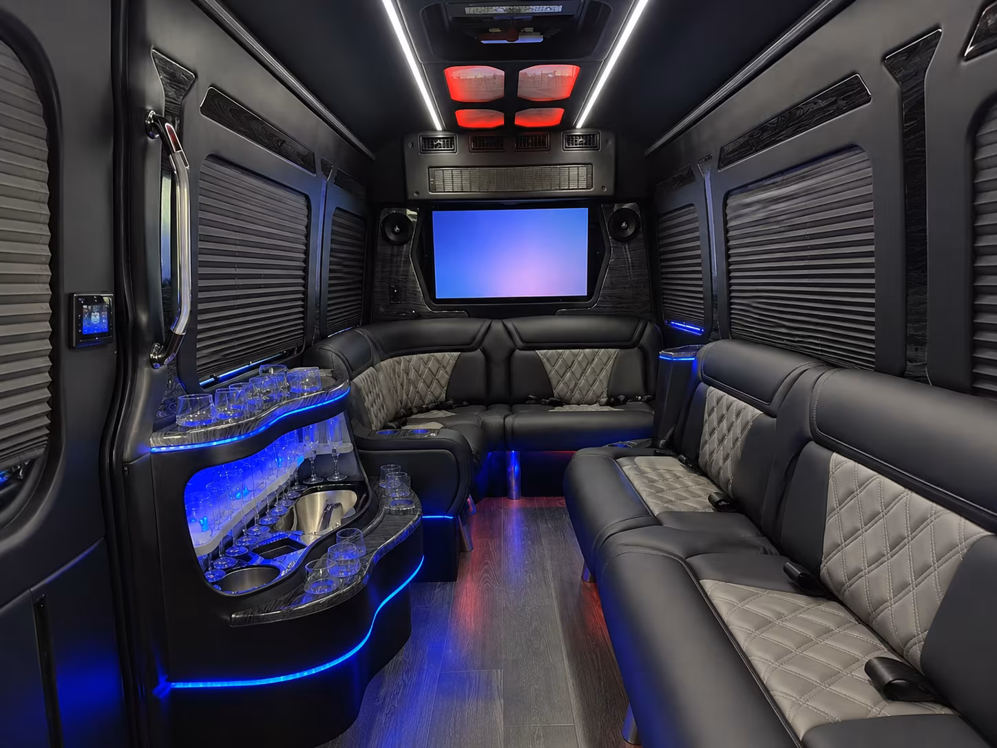 bellevue custom day trip and driving tour bus rentals