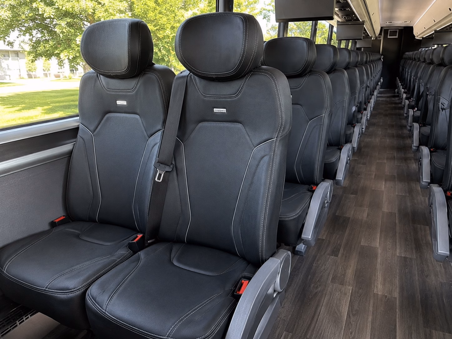 bellevue government meeting and conference shuttles