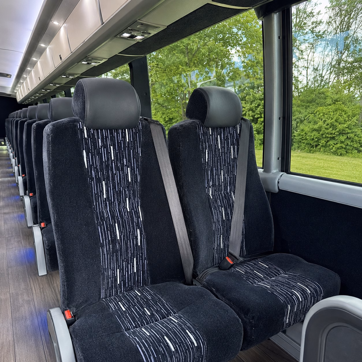hotel shuttles for conferences and business travel